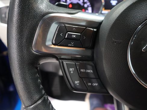 Used 2017 Ford Mustang GT Premium RWD image 34