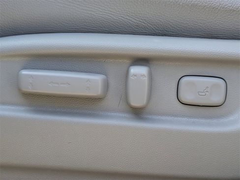 Used 2022 Honda Pilot Touring image 22