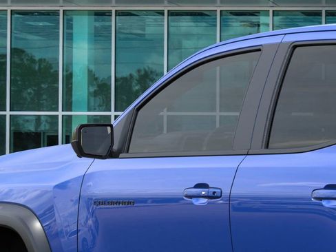 New 2026 Chevrolet Colorado ZR2 w/ Technology Package AWD/4WD image 13
