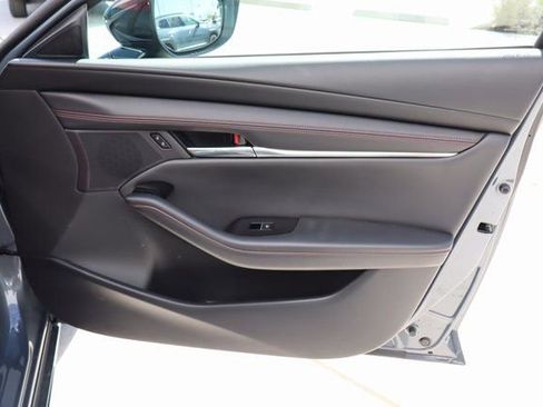 Used 2025 MAZDA MAZDA3 Carbon image 26