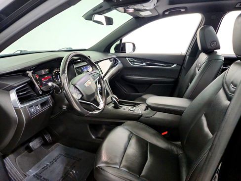 Used 2020 Cadillac XT6 Premium Luxury image 8