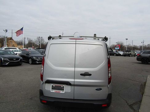 Used 2019 Ford Transit Connect XLT image 6