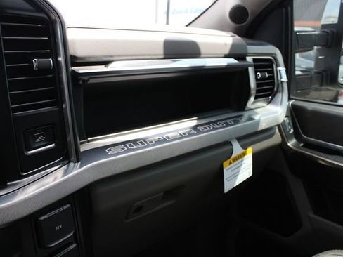 New 2026 Ford F250 Platinum w/ Platinum Plus Package AWD/4WD image 20