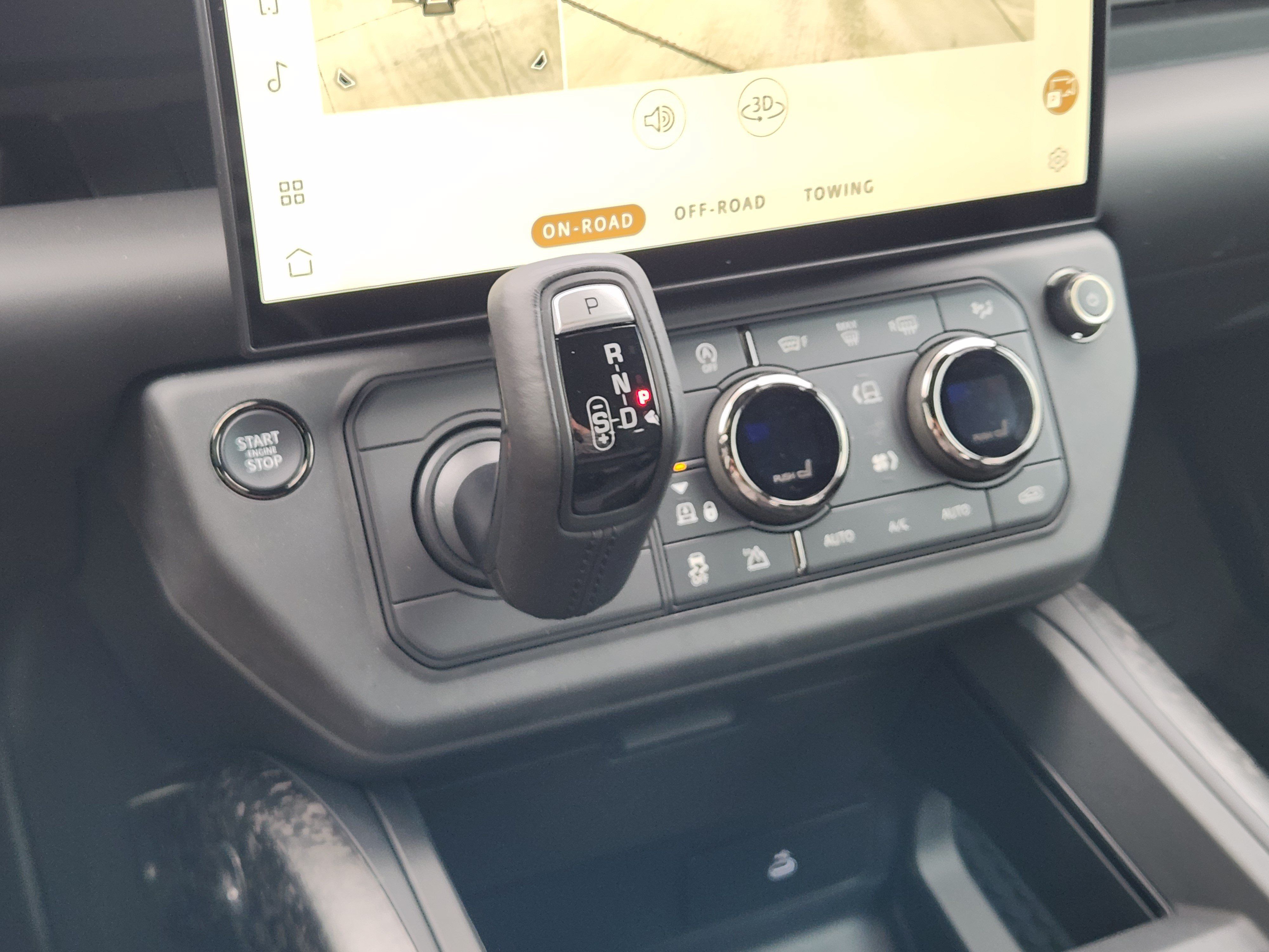 New 2026 Land Rover Defender 110 OCTA AWD/4WD image 14