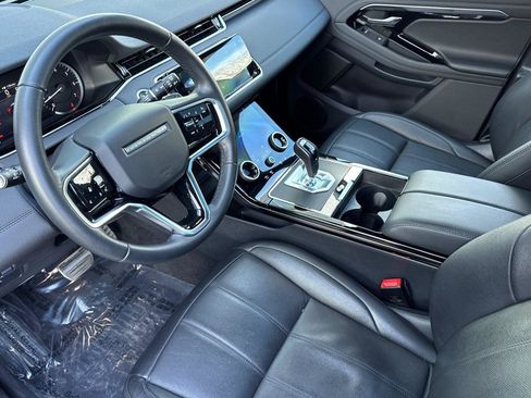 Used 2023 Land Rover Range Rover Evoque R-Dynamic SE image 9