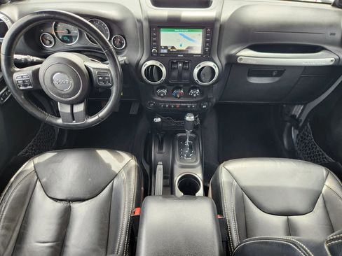 Used 2013 Jeep Wrangler Sahara w/ Connectivity Group AWD/4WD image 2