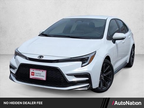 Certified 2026 Toyota Corolla SE w/ SE Package FWD image 1