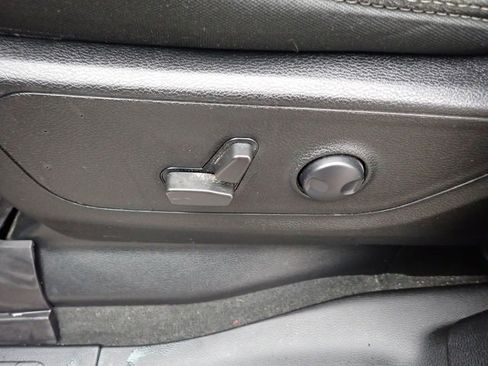 Certified 2022 RAM 1500 Big Horn image 21