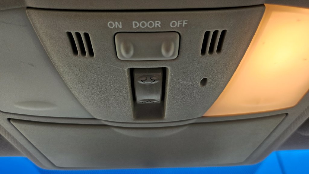 Used 2010 Nissan Altima 2.5 S w/ Convenience Plus Pkg FWD image 34
