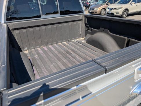 Used 2011 Ford F150 Platinum image 8