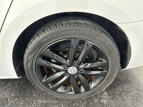 Used 2018 Volkswagen Jetta Sport image 10