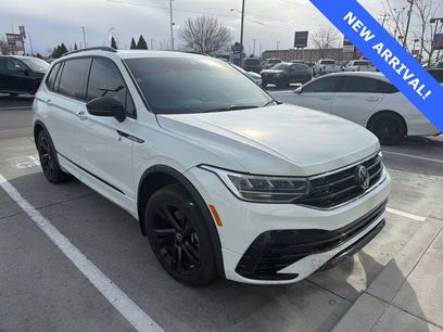 Used 2024 Volkswagen Tiguan SE R-Line