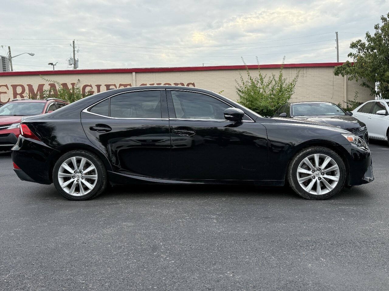 Used 2016 Lexus IS 200t RWD image 6