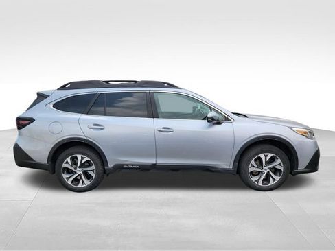 Used 2020 Subaru Outback Limited XT AWD/4WD image 4