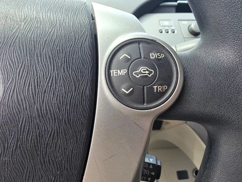 Used 2014 Toyota Prius Two FWD image 21