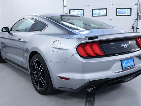 Used 2023 Ford Mustang Premium image 5