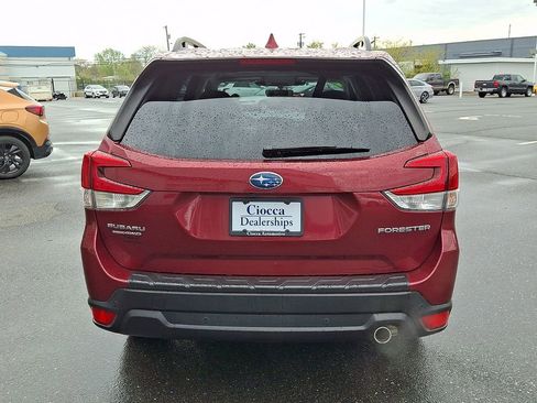 Used 2023 Subaru Forester Limited AWD/4WD image 8