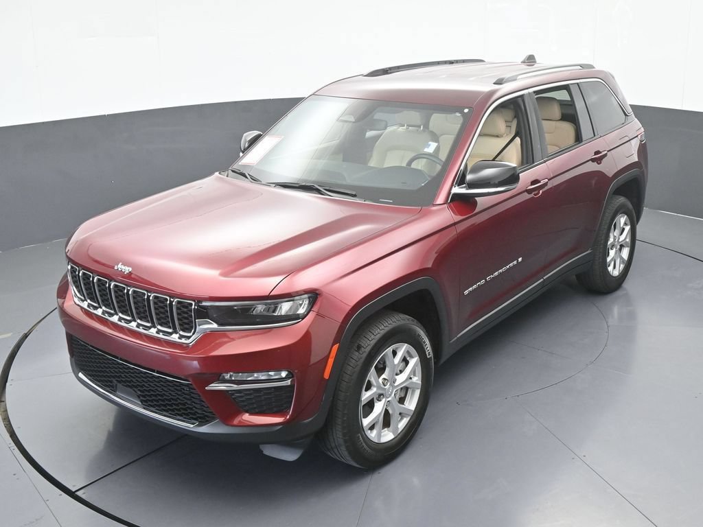 Used 2023 Jeep Grand Cherokee Limited w/ Trailer Tow Prep Group (B) RWD image 47