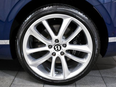 Used 2022 Bentley Continental GT image 8