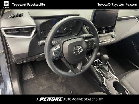 Used 2024 Toyota Corolla LE image 11