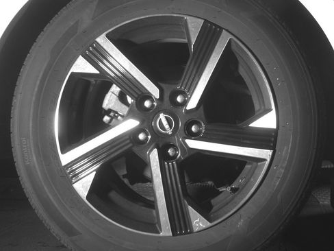 Used 2025 Nissan Sentra SV FWD image 15