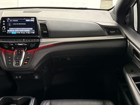 Certified 2025 Honda Odyssey Sport-L image 28