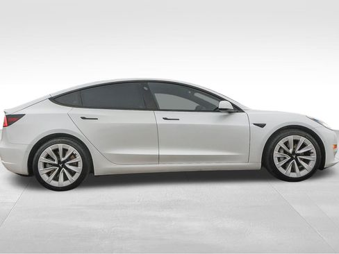 Used 2021 Tesla Model 3 Long Range image 4