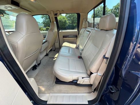 Used 2010 Ford F350 Lariat AWD/4WD image 17