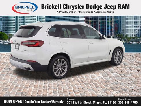 Used 2019 BMW X5 xDrive40i w/ Luxury Seating Package image 4