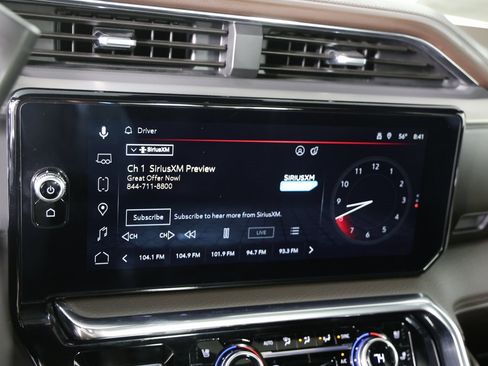 Certified 2025 GMC Sierra 3500 Denali w/ Denali Reserve Package image 19