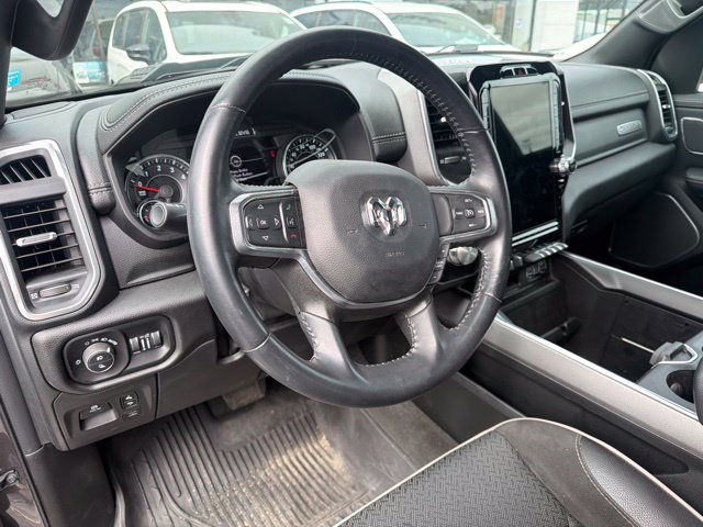 Used 2023 RAM 1500 Laramie AWD/4WD image 14