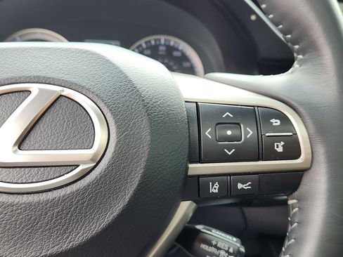 Used 2017 Lexus ES 350 w/ Luxury Package FWD image 18