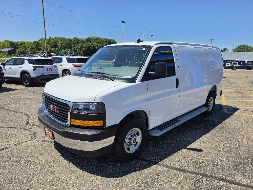 Used 2025 GMC Savana 2500 w/ Driver Convenience Package RWD image 15