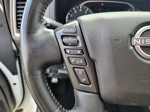 Certified 2022 Nissan Frontier SV RWD image 20