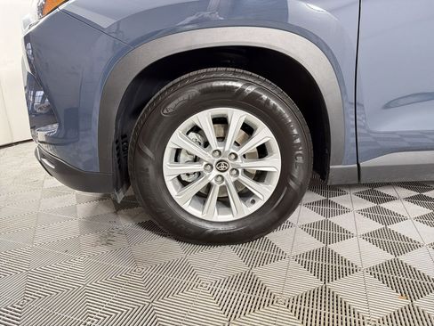 Used 2026 Toyota Grand Highlander FWD image 12
