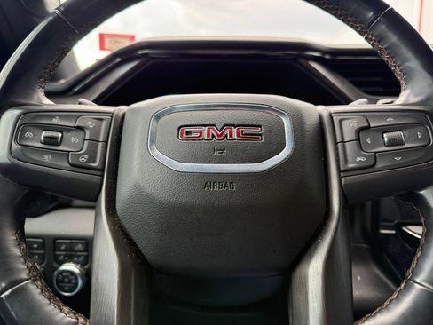 Used 2024 GMC Sierra 1500 AT4 w/ AT4 Preferred Package AWD/4WD image 8