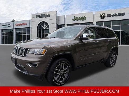 Certified 2019 Jeep Grand Cherokee Limited w/ Trailer Tow Group IV AWD/4WD image 7