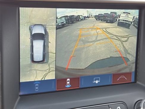 Used 2018 GMC Acadia Denali w/ Technology Package AWD/4WD image 9