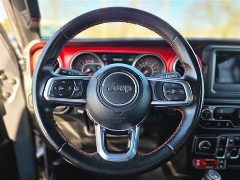 Used 2021 Jeep Wrangler Unlimited Rubicon AWD/4WD image 22