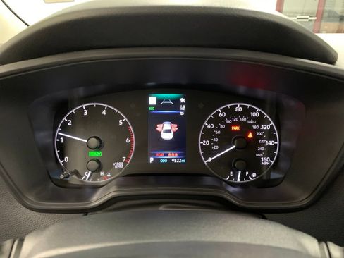 Used 2025 Toyota Corolla LE FWD image 18