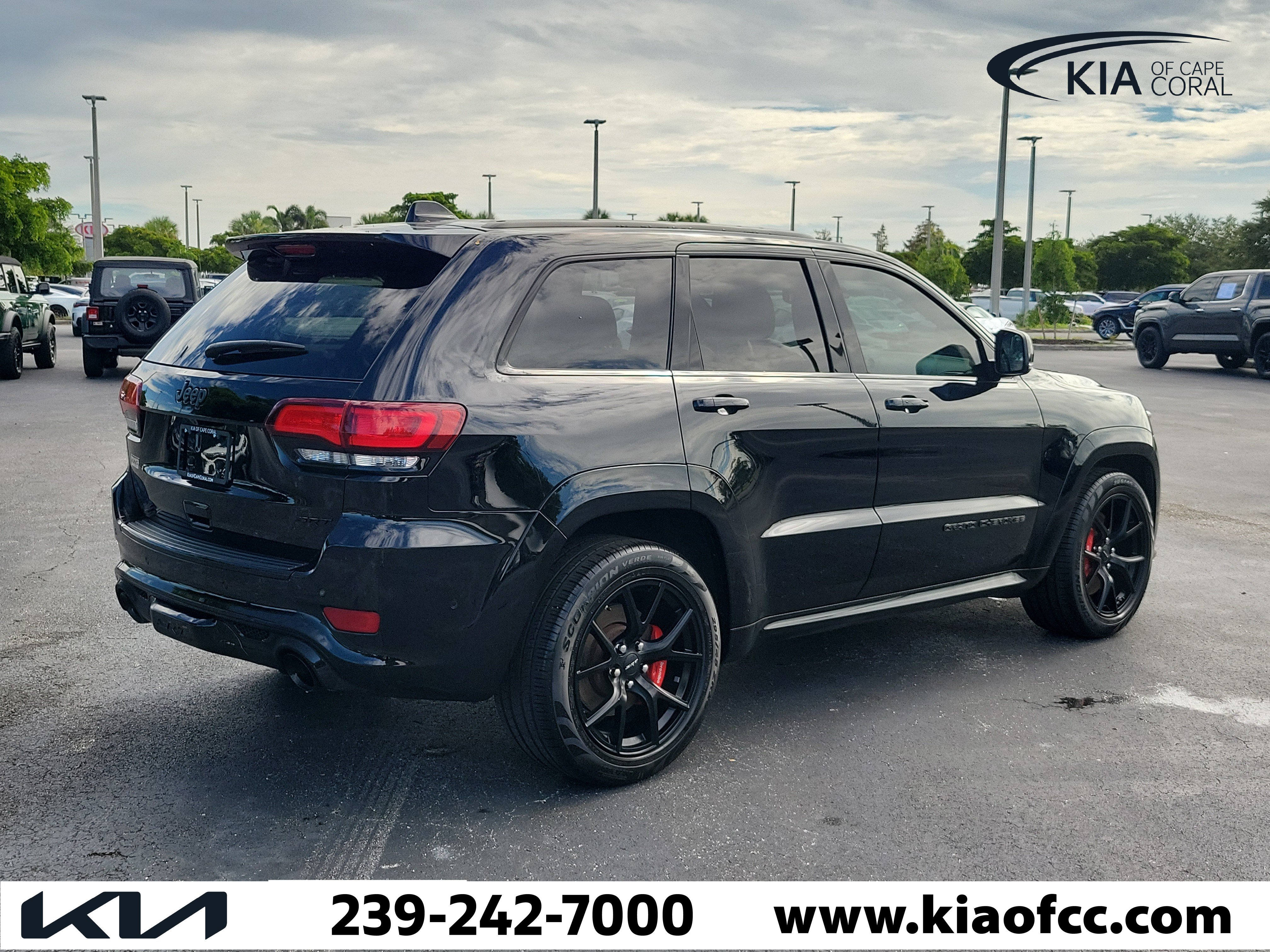 Used 2019 Jeep Grand Cherokee SRT AWD/4WD image 6