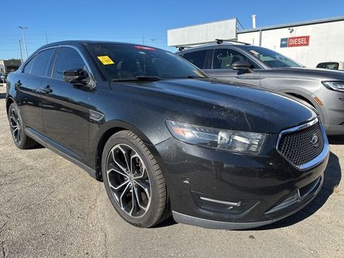 Used 2013 Ford Taurus SHO image 8