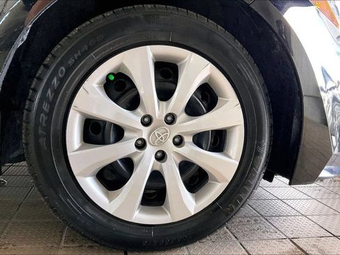 Used 2024 Toyota Corolla LE FWD image 34