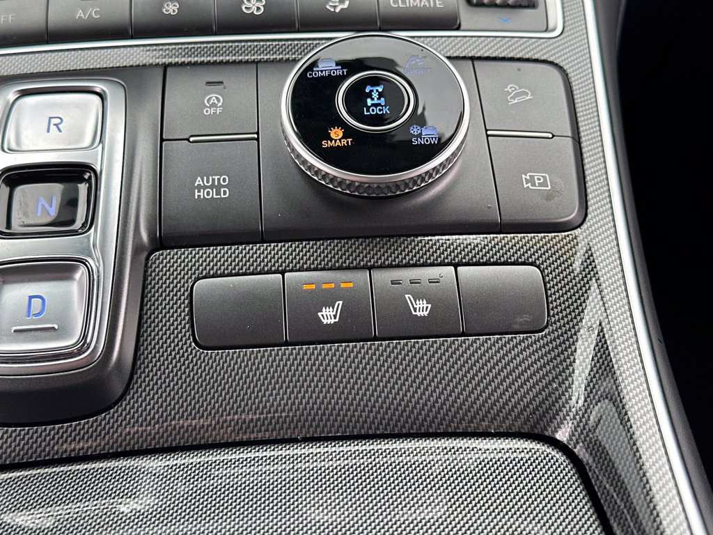Used 2022 Hyundai Santa Fe SEL w/ Convenience + Premium Package AWD/4WD image 5