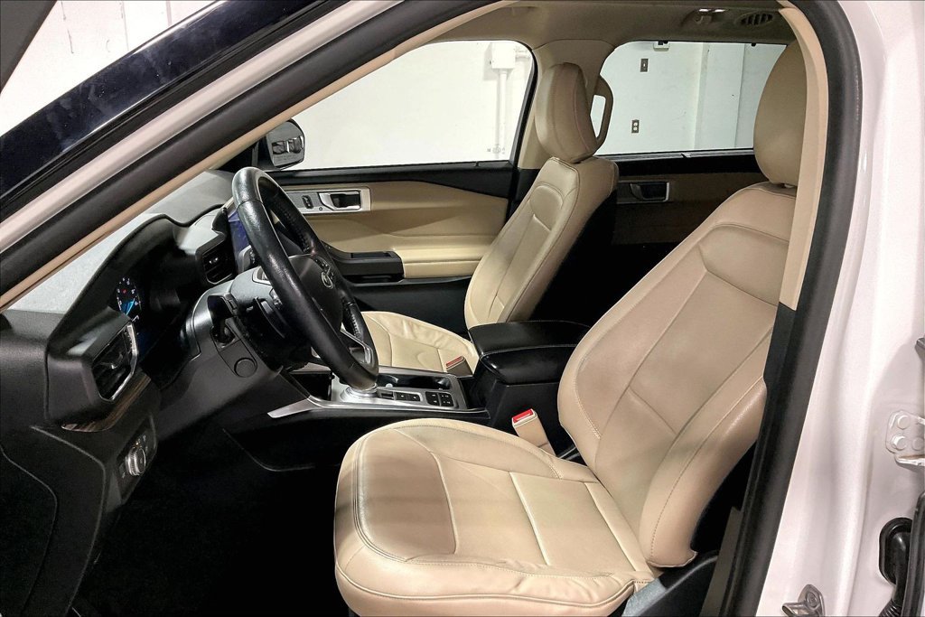 Used 2020 Ford Explorer Limited RWD image 32