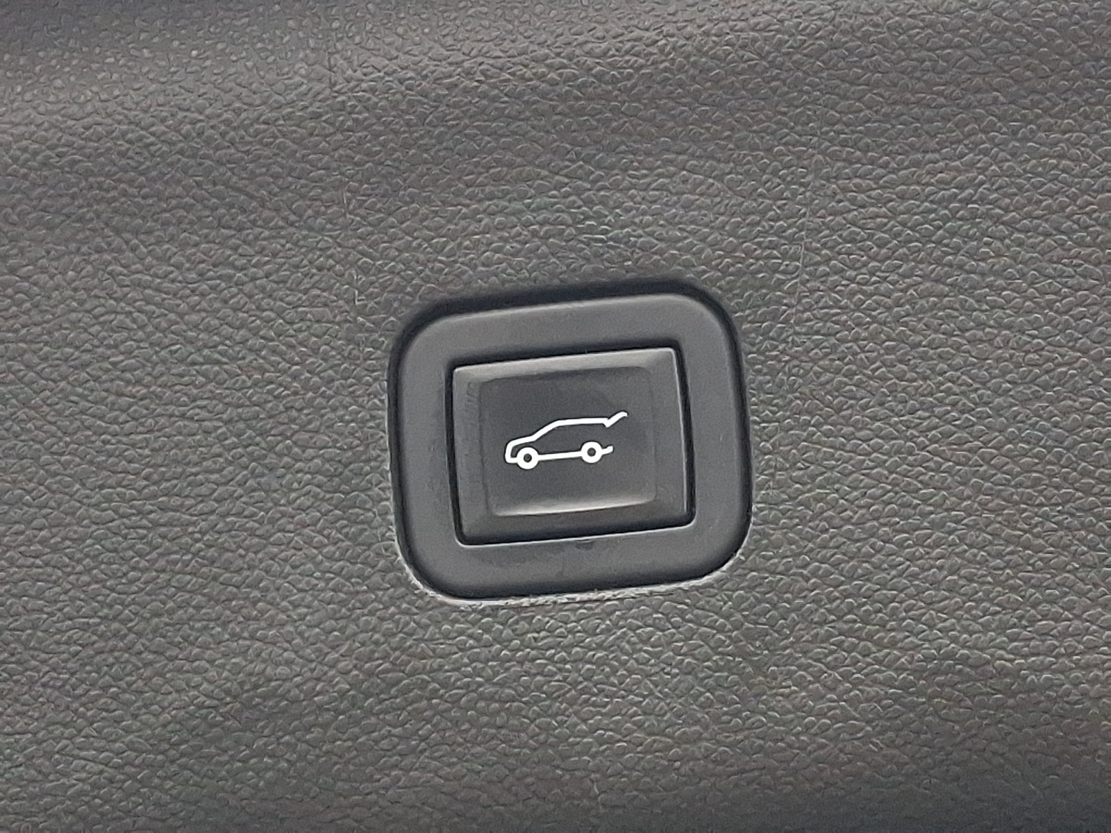 Used 2024 Buick Enclave Premium w/ Experience Buick Package AWD/4WD image 33
