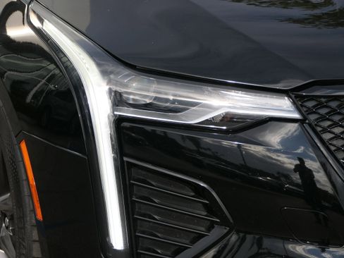 Certified 2023 Cadillac CT4 V w/ Navigation Package image 10