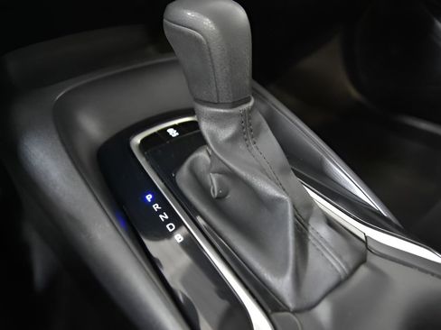 Used 2024 Toyota Corolla LE image 29