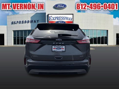 Used 2024 Ford Edge SEL image 7