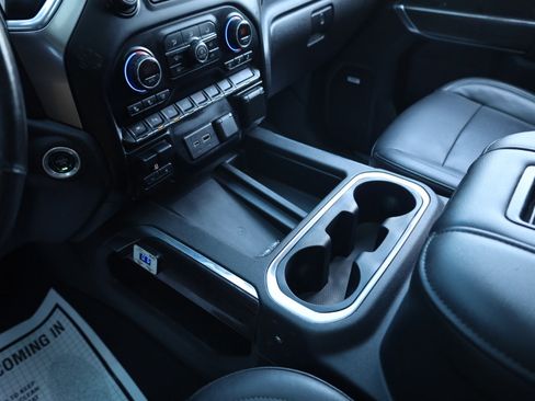 Used 2020 Chevrolet Silverado 1500 LTZ w/ LTZ Premium Package image 11